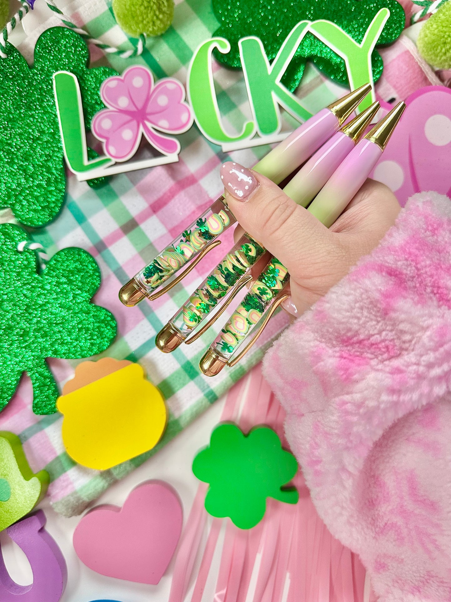 LUCKY CHARMS & EASTER PEN