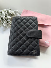 PROMO price * 1 left * Luxe B6 Planner Cover - Classic Black