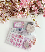 Gelly Envelope Clutch