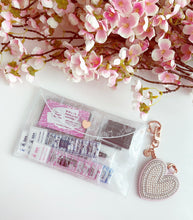 Gelly Envelope Clutch