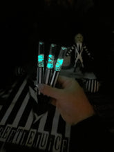 BEETLE JUICE * glow in the dark pen - Limited Edition *