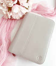 Dove Luxe Pen Case  *Limited Edition* NO COUPON CODES!