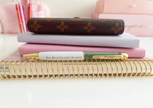 The Queen Pea pen * limited edition*