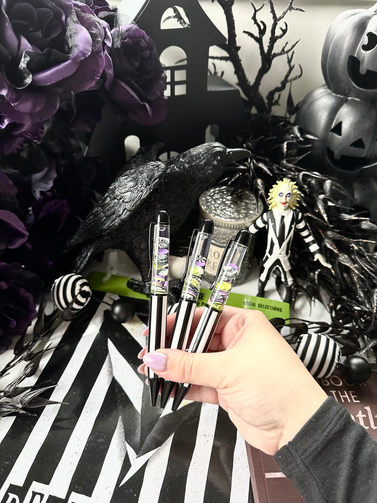 BEETLE JUICE glow in the dark pen