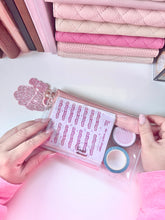 Gelly Envelope Clutch