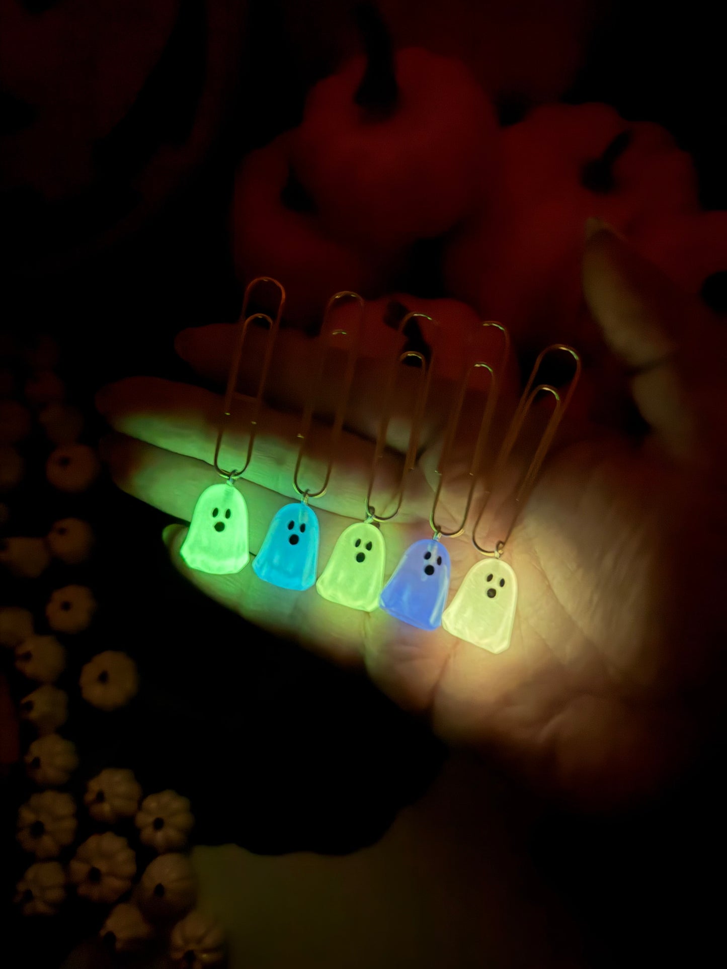 Glow in the dark ghosties