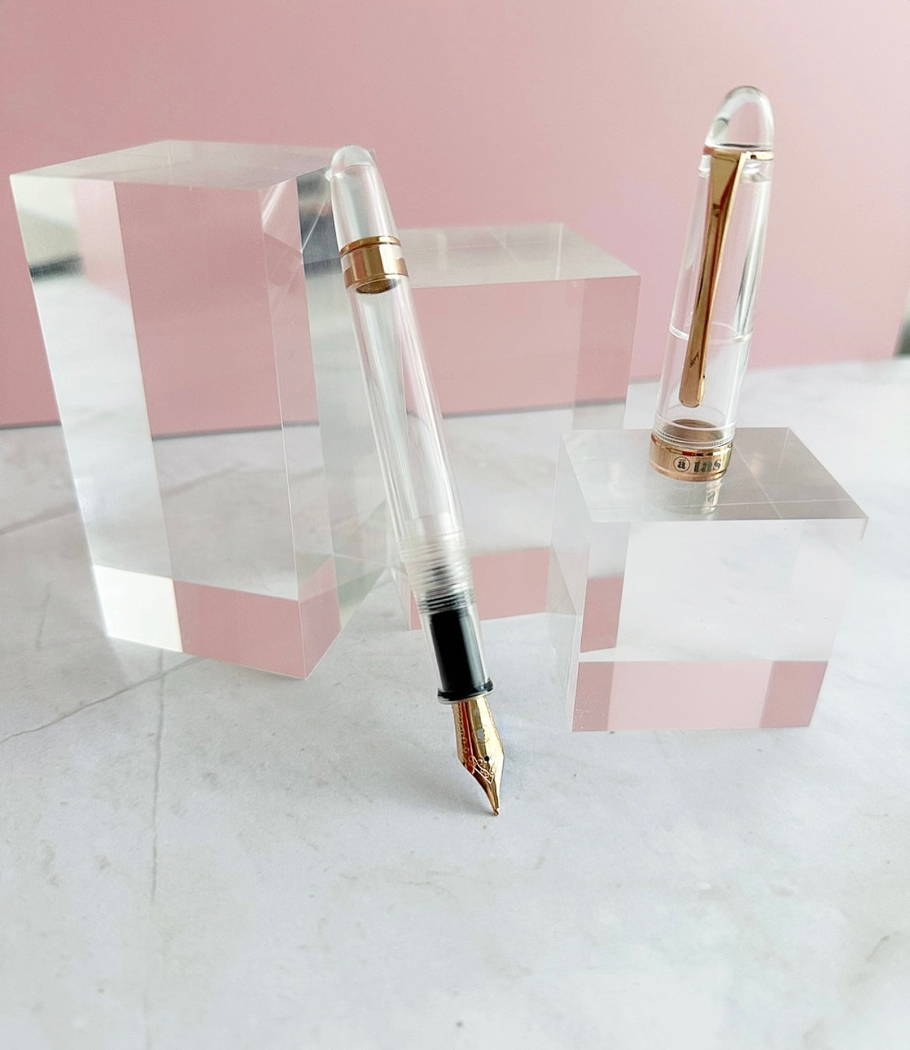 ELITE CRYSTAL Fountain Pen