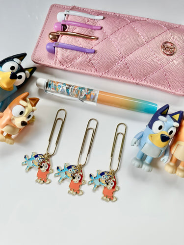 * 2 left * Heeler Sisters double clip