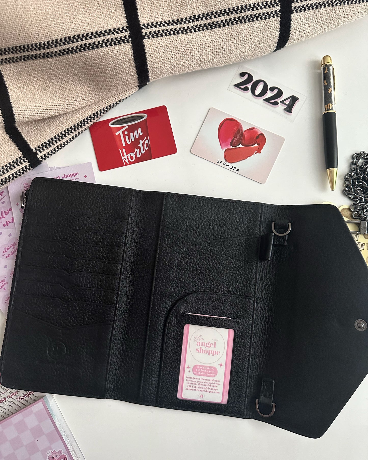 Black Noir Clutch (weeks cover & purse) WITH chain