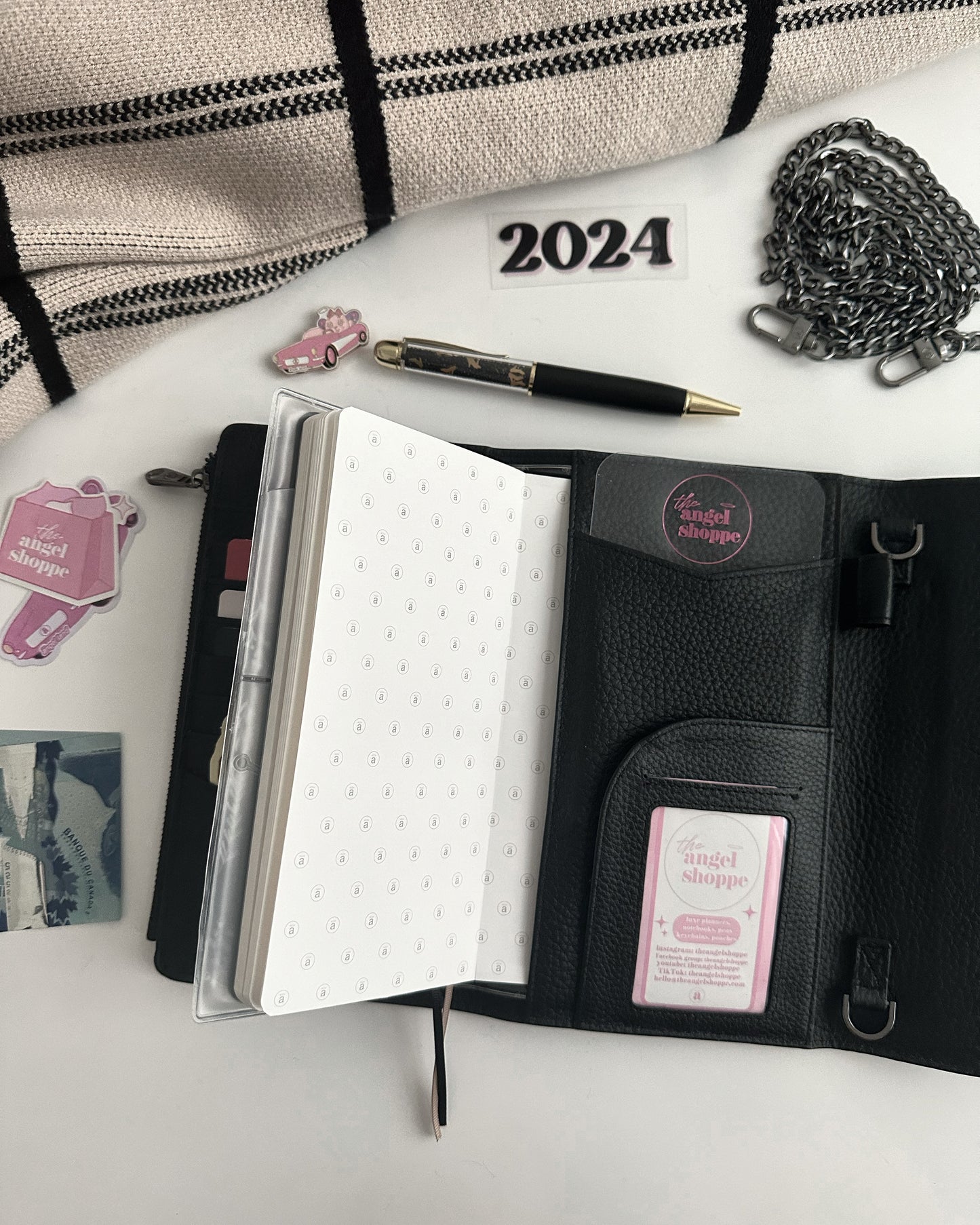 Black Noir Clutch (weeks cover & purse) WITH chain