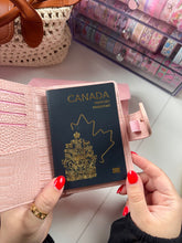 PARIS PINK CROC Passport Planner * Limited Edition *