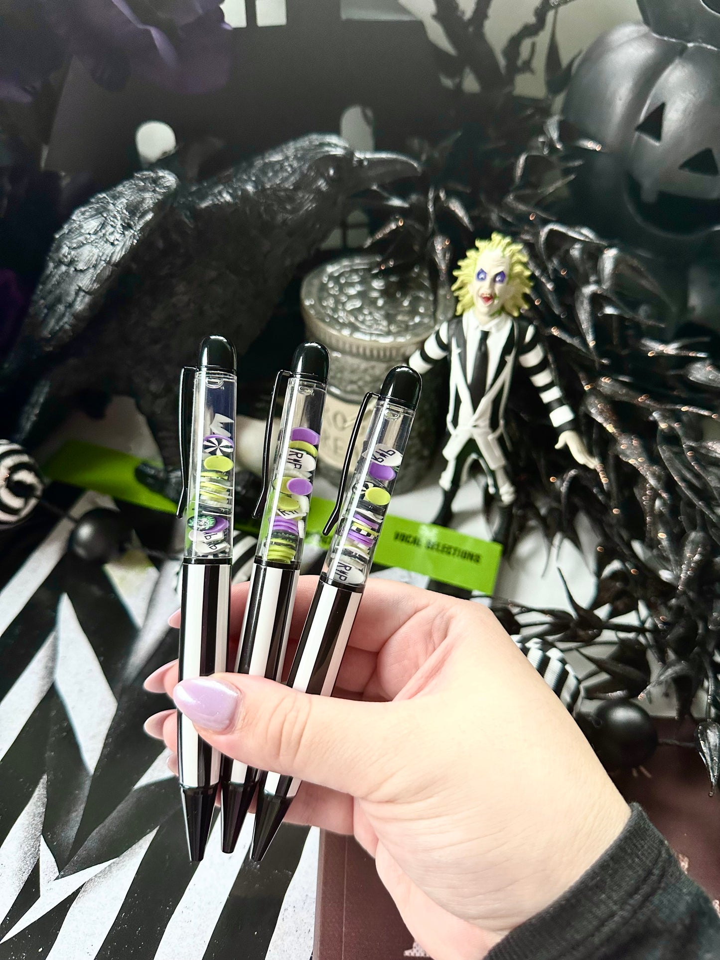 BEETLE JUICE glow in the dark pen