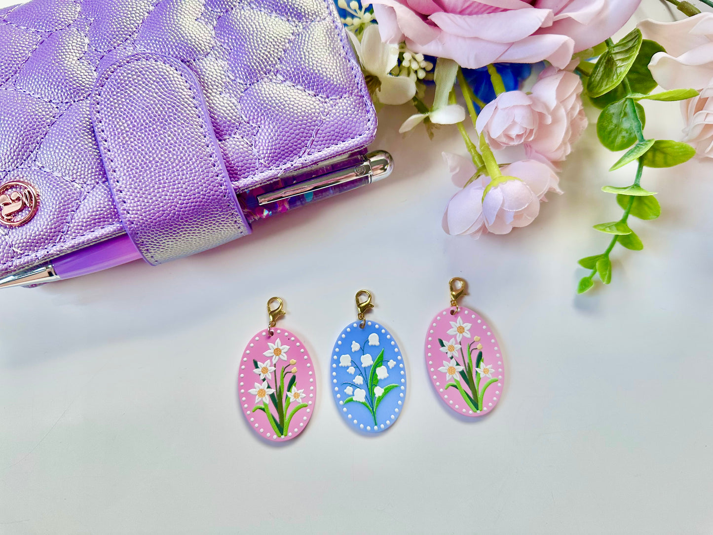 Floral spring charm