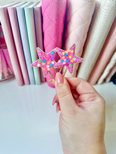 * 2 left * Pink stars