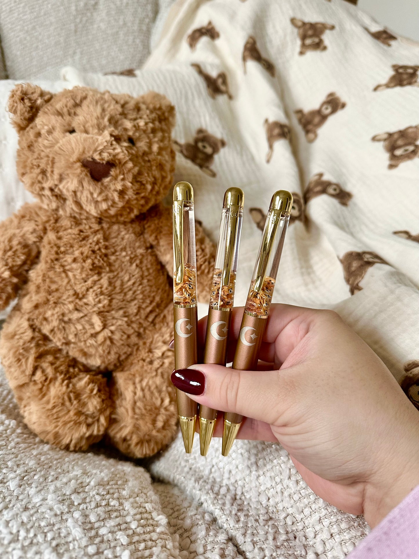 Bear Hugs pen - Paper Minty Studio Collab