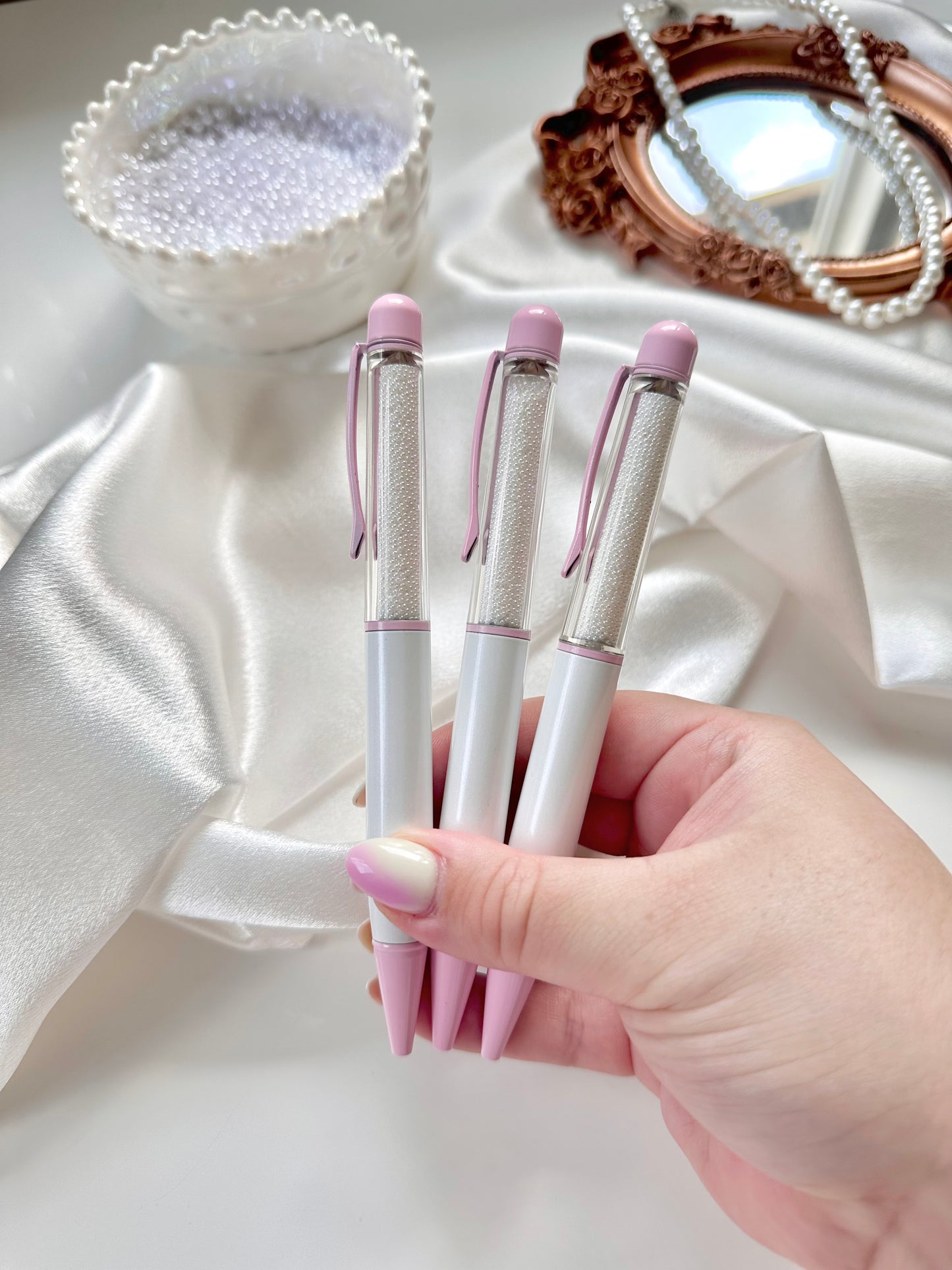 PEARLS Classic Elegance/ June Birthstone pen