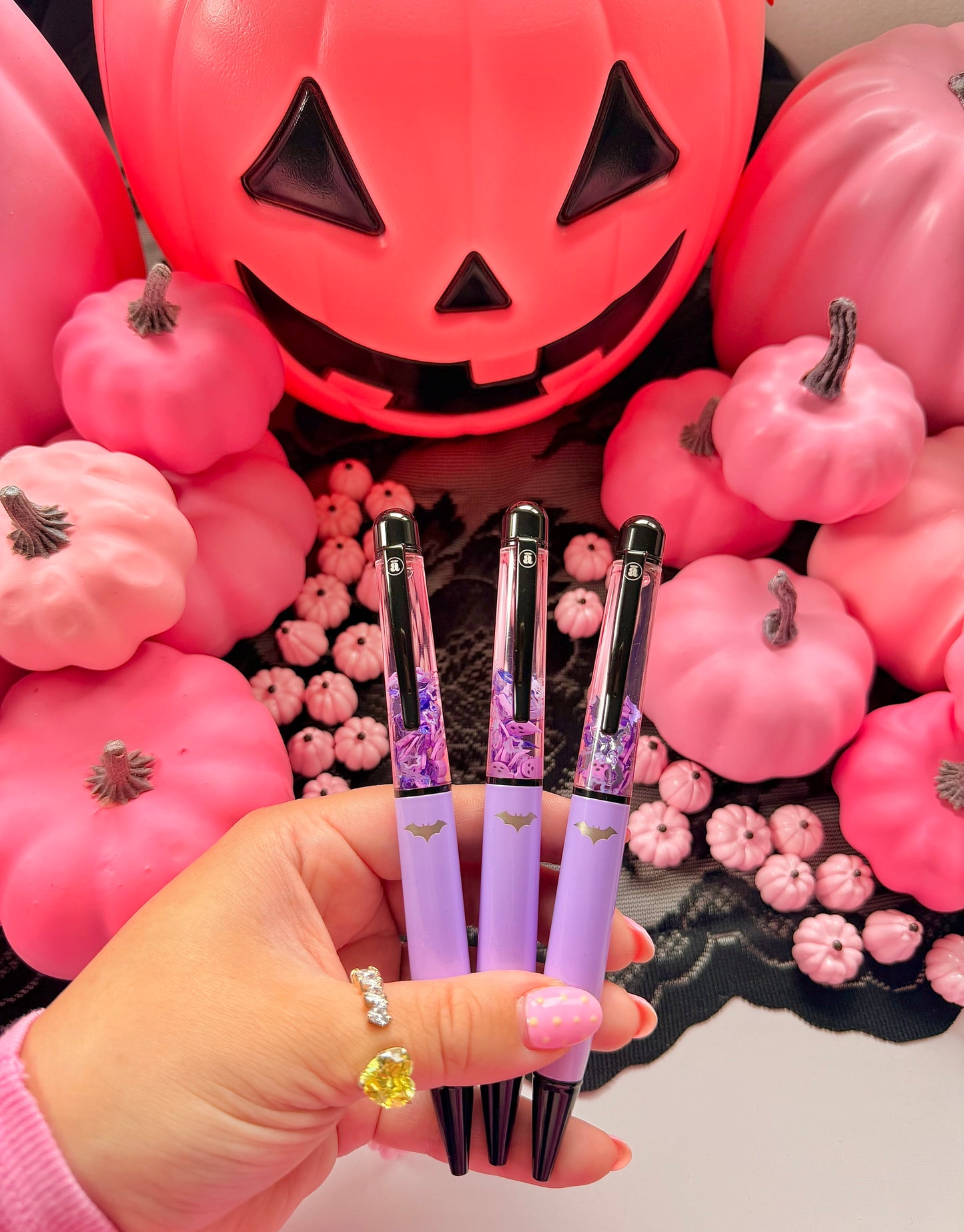 Pretty Little Nightmares Collection ✨ glow in the dark ✨