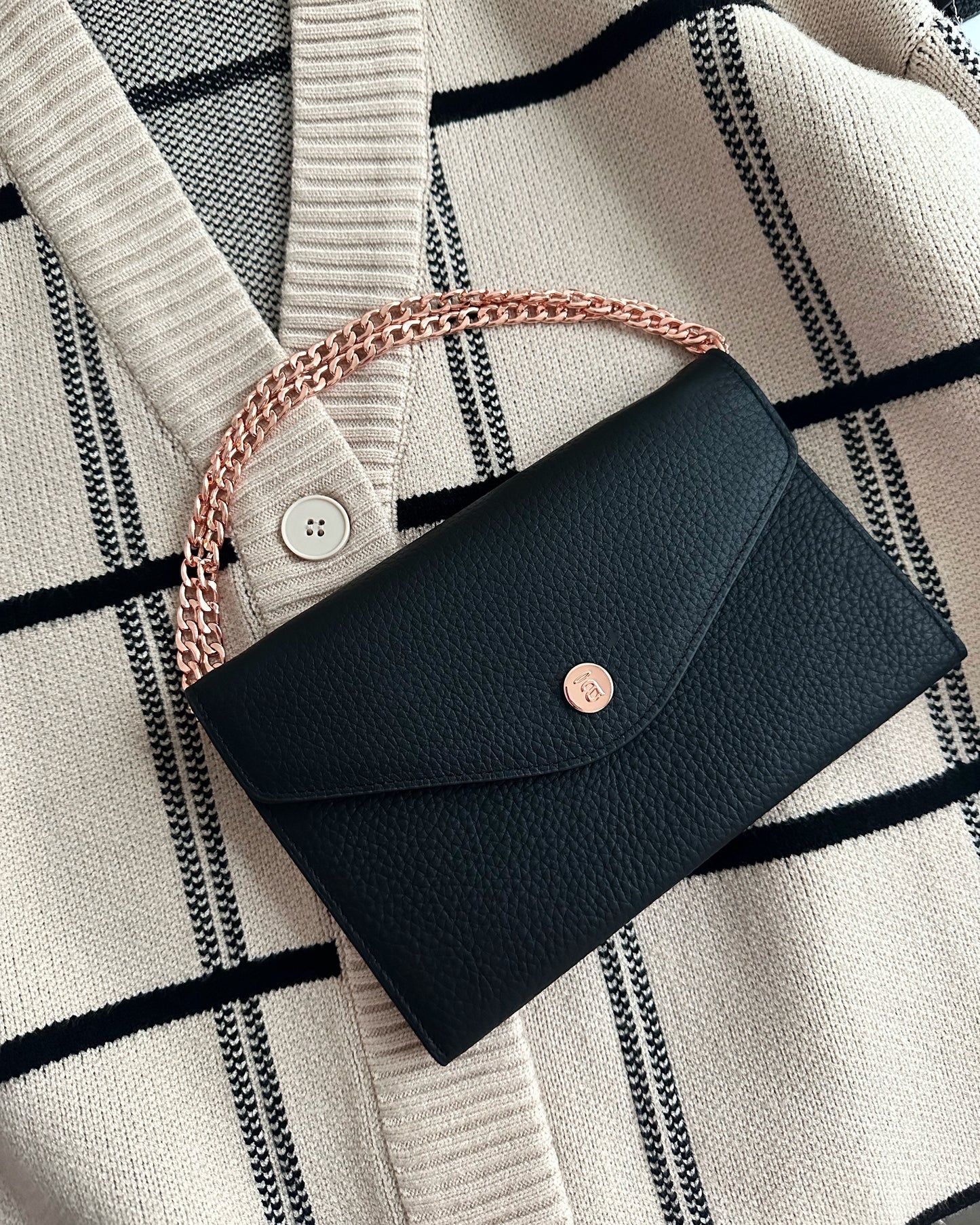 Black Noir Clutch (weeks cover & purse) WITH chain