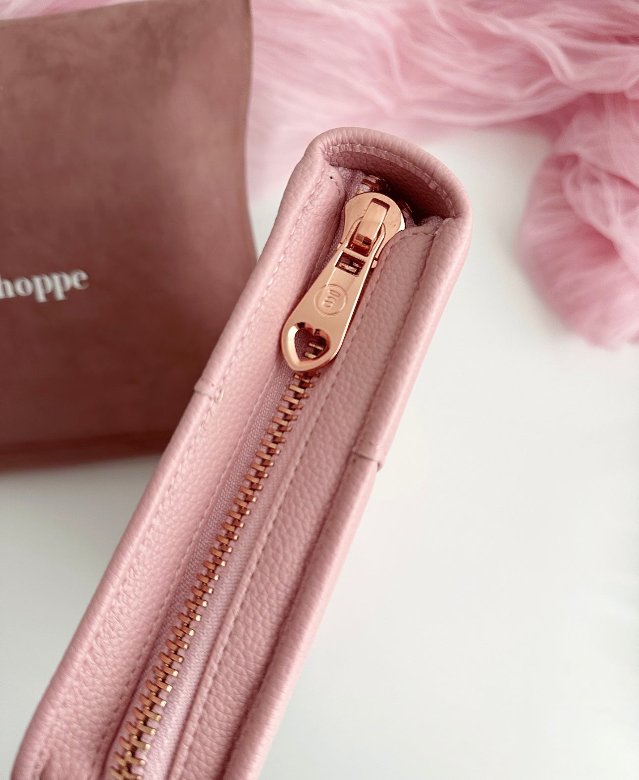 Rosé Luxe Pen Case + FREE STORMY PEN