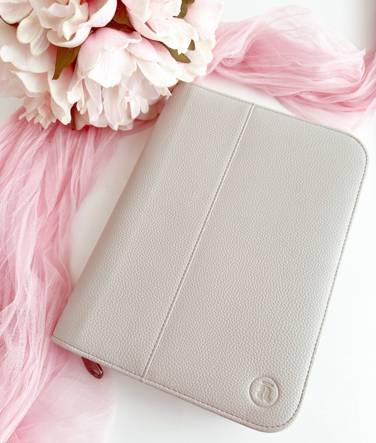Dove Luxe Pen Case