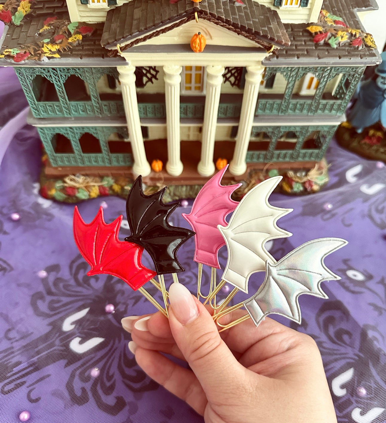 bat wing clip