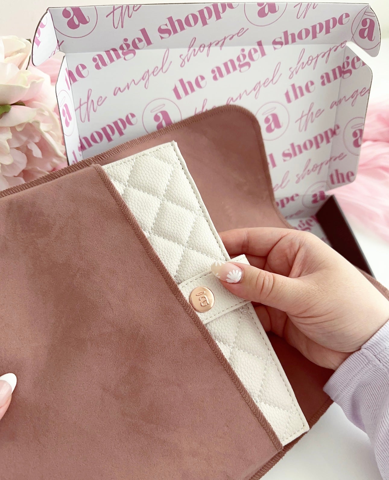 Luxe Quilted Weeks Cover - French Vanilla PRESALE