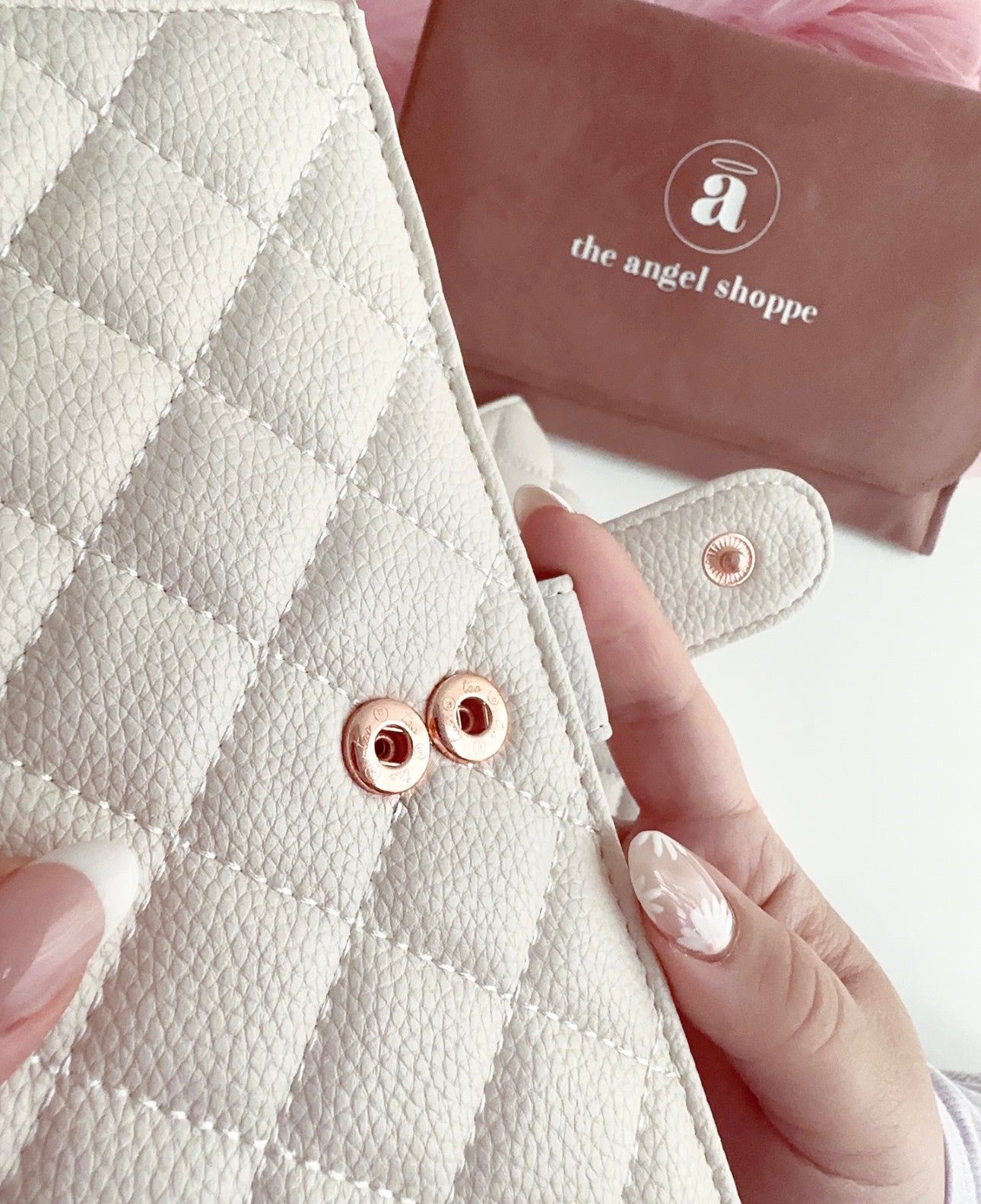 Luxe Quilted Weeks Cover - French Vanilla PRESALE