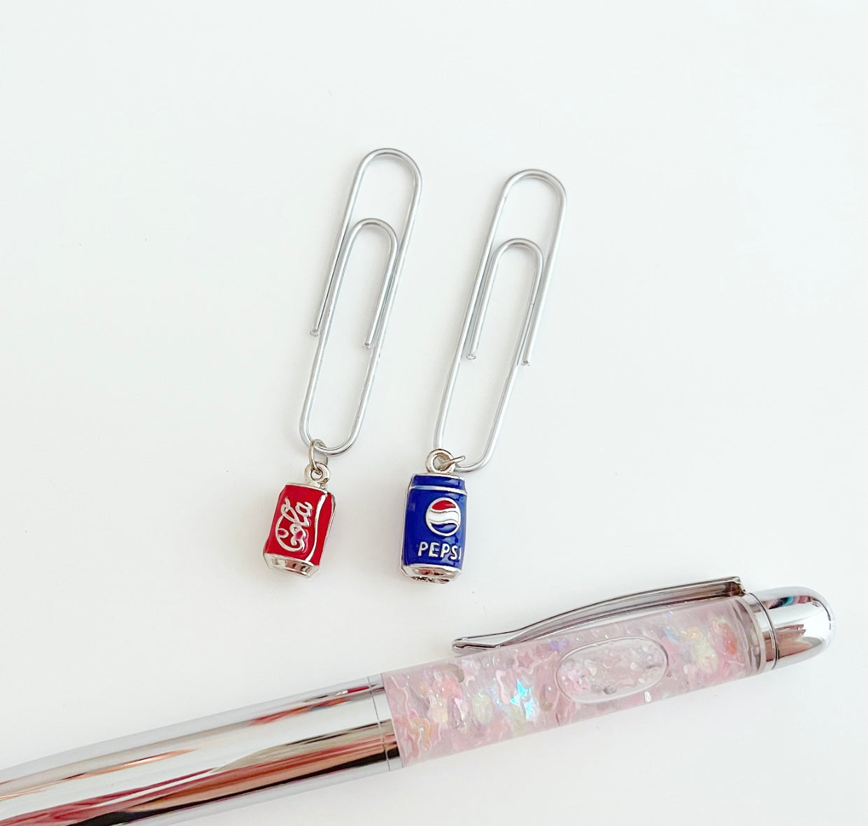 soda pop can clip