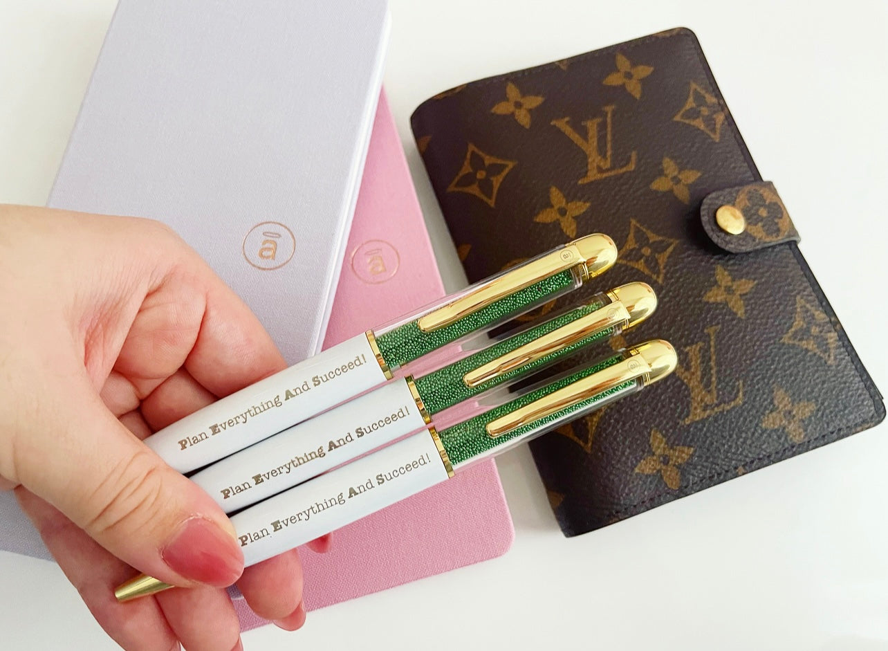 The Queen Pea pen