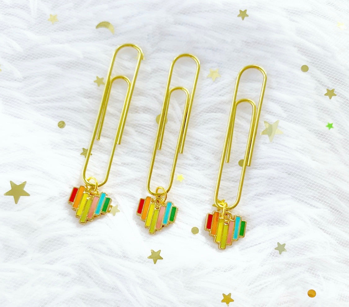 rainbow heart clip