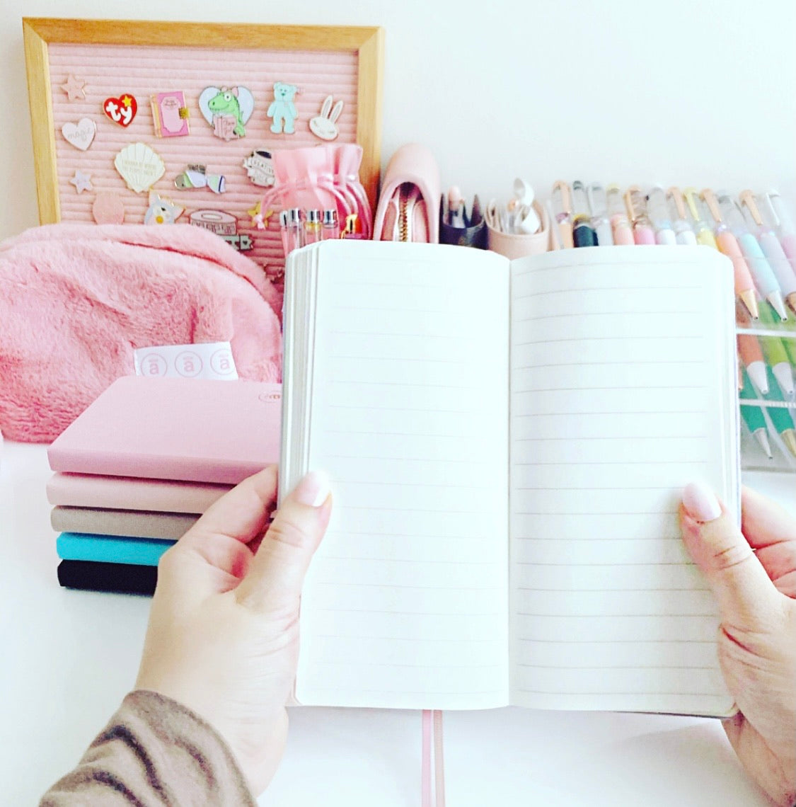 TAS weekly planner with white TOMOE RIVER PAPER